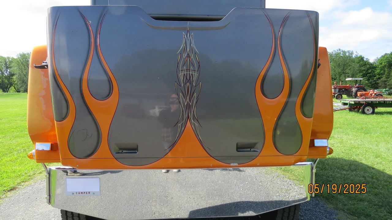 1985 GMC Motorhome - Image 4 of 21