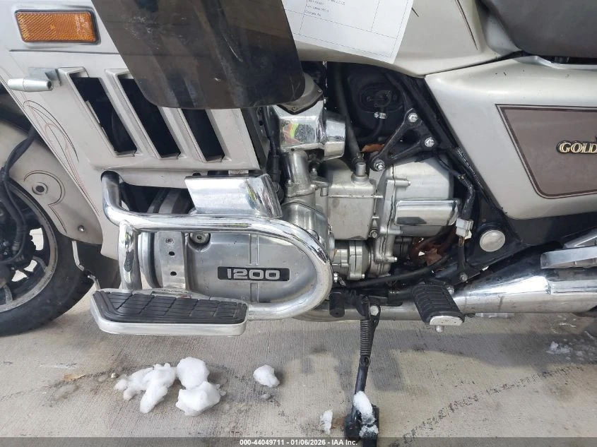 1985 Honda Gold Wing - Image 13 of 14
