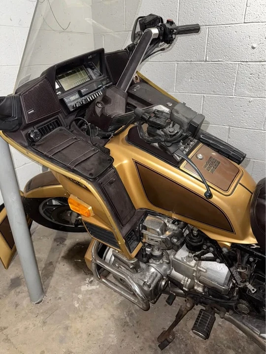 1985 Honda Gold Wing - Image 11 of 12