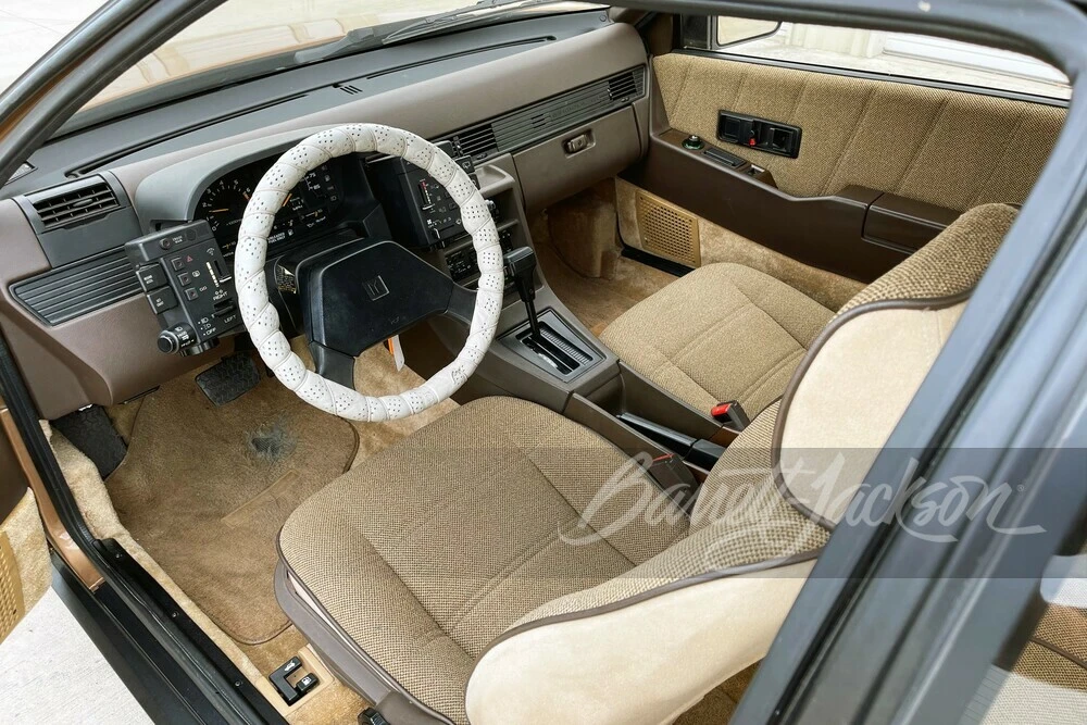 1985 Isuzu Impulse - Image 3 of 13