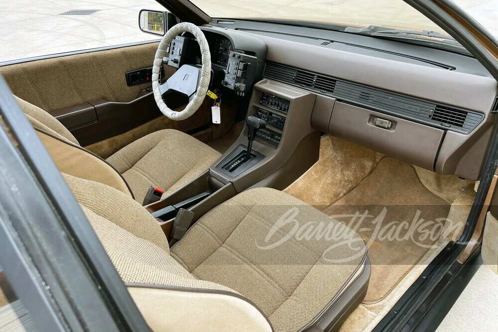 1985 Isuzu Impulse - Image 8 of 13