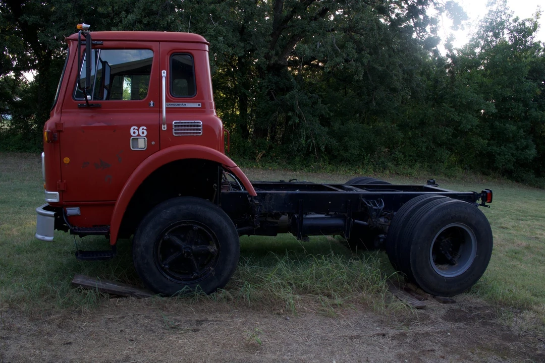 1985 International Harvester - Image 3 of 31