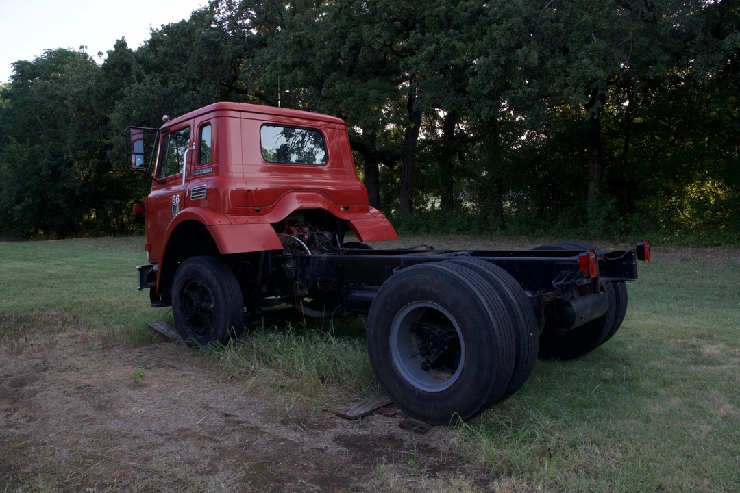 1985 International Harvester - Image 4 of 31