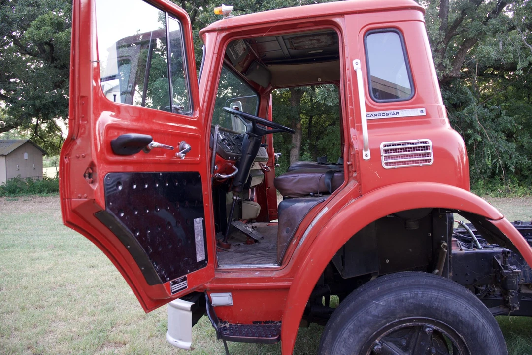 1985 International Harvester - Image 18 of 31