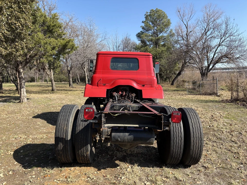 1985 International Harvester - Image 14 of 31