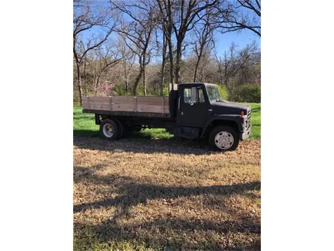 1985 International S1700 Stake Bed Dump Truck