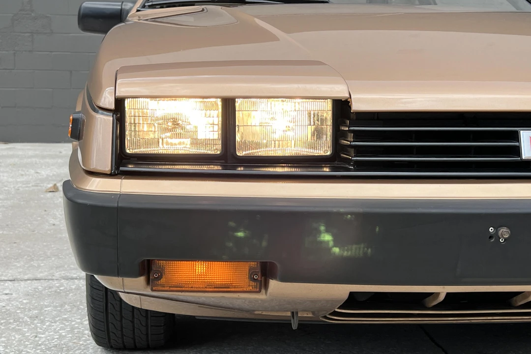 1985 Isuzu Impulse - Image 10 of 28