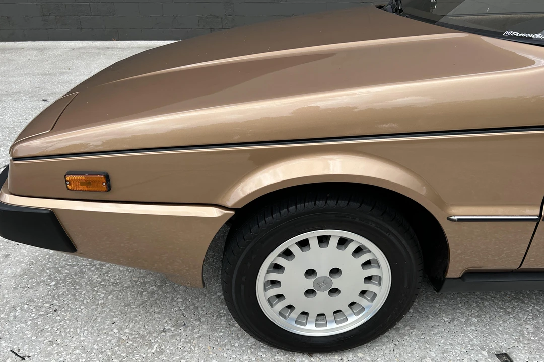 1985 Isuzu Impulse - Image 17 of 28