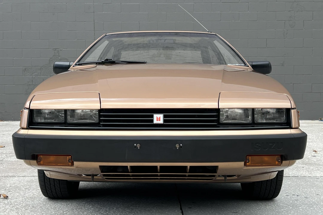 1985 Isuzu Impulse - Image 6 of 28