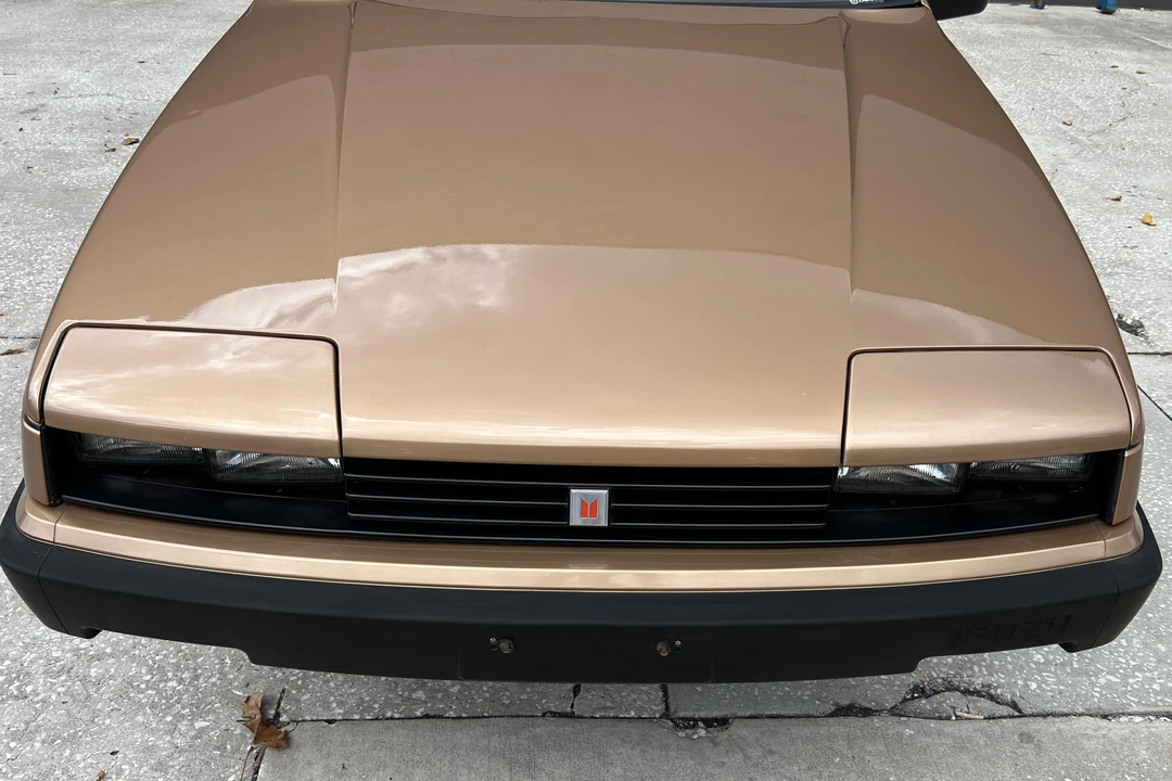 1985 Isuzu Impulse - Image 11 of 28