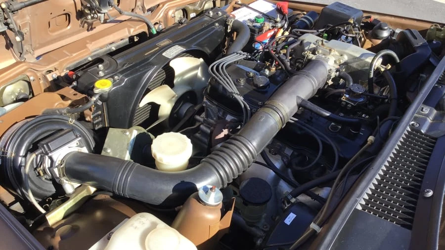 1985 Isuzu Impulse - Image 5 of 10