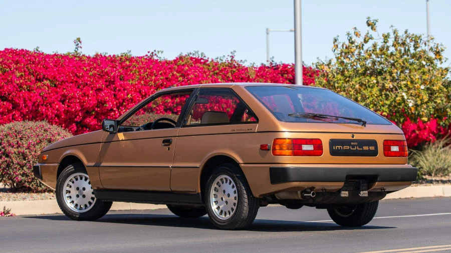 1985 Isuzu Impulse - Image 3 of 16
