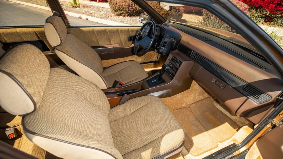 1985 Isuzu Impulse - Image 5 of 16