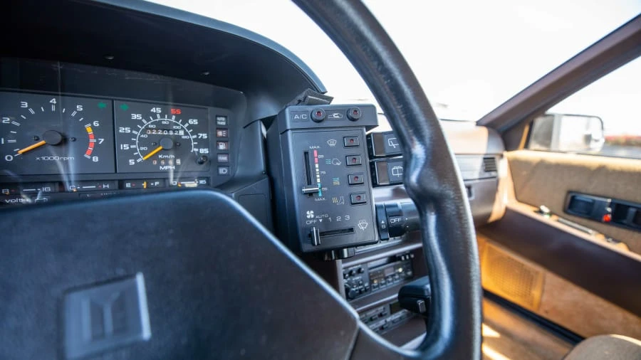1985 Isuzu Impulse - Image 9 of 16