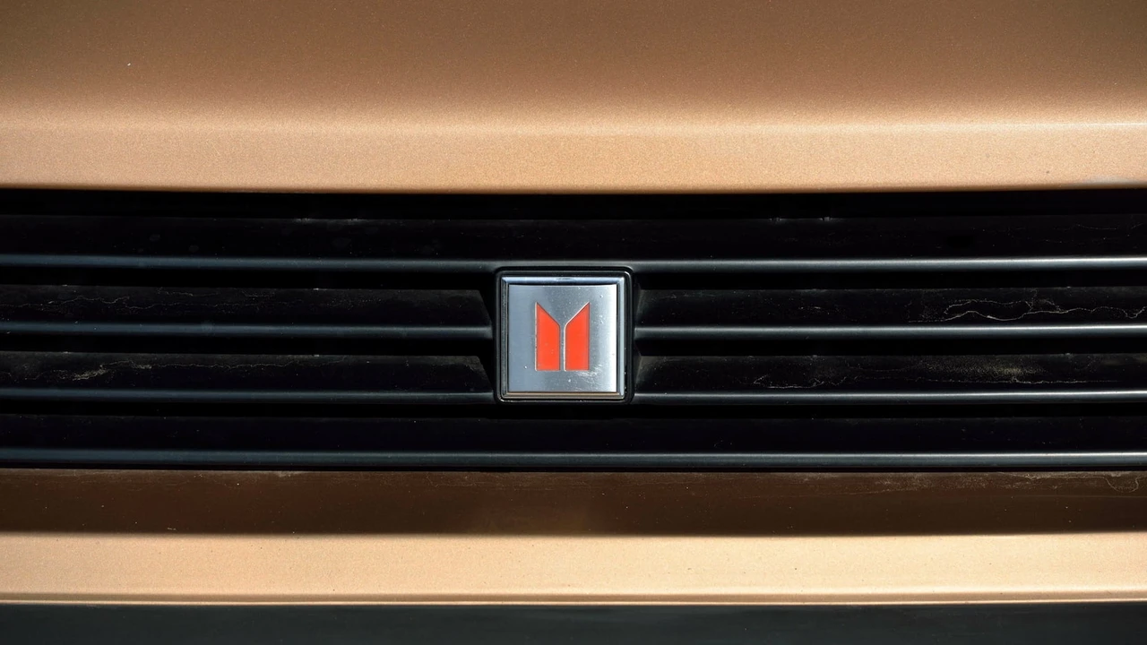 1985 Isuzu Impulse - Image 10 of 20