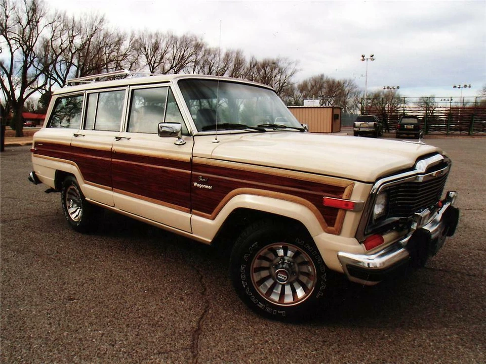 1985 Jeep SJ Wagoneer - Image 2 of 4
