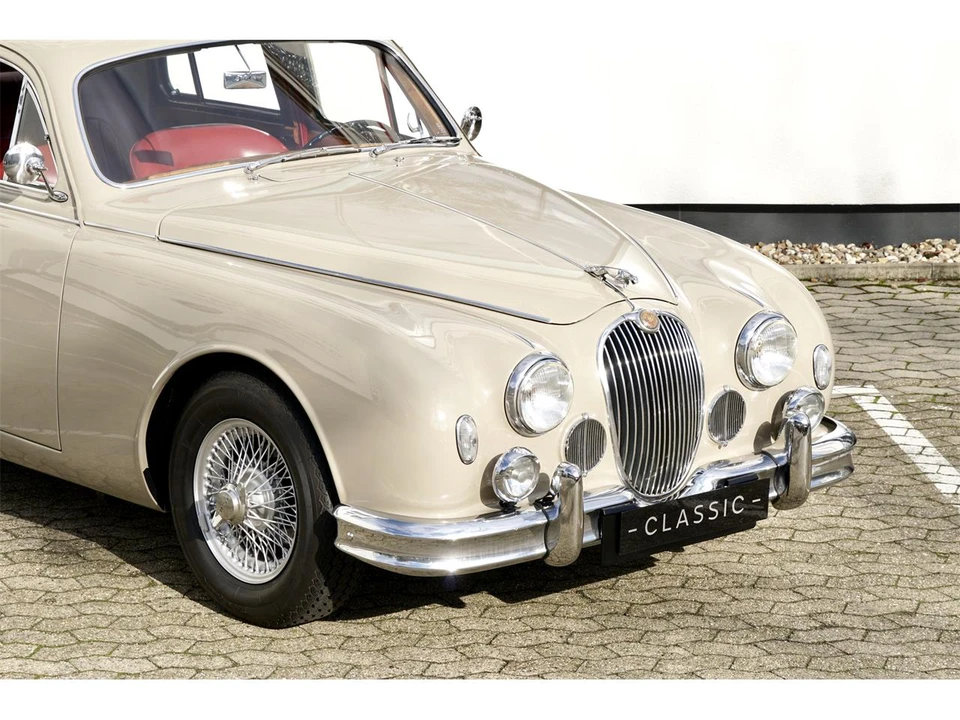 1985 Jaguar Mark I - Image 3 of 29