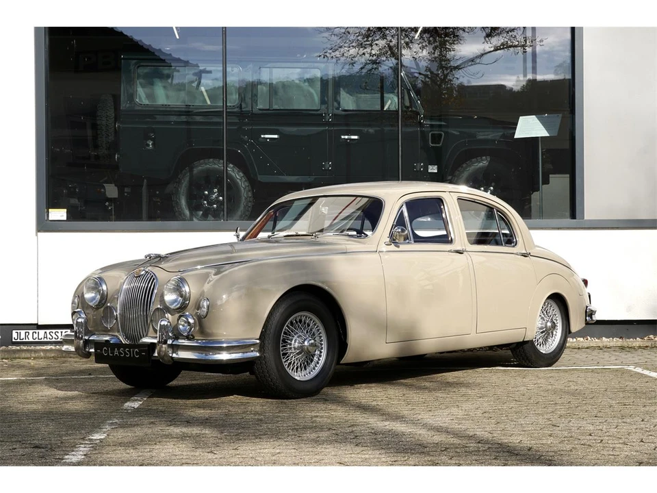 1985 Jaguar Mark I - Image 6 of 29