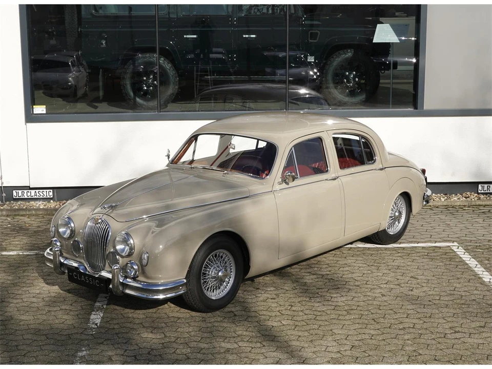 1985 Jaguar Mark I - Image 7 of 29