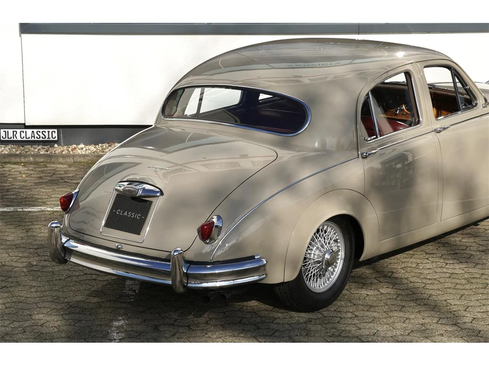1985 Jaguar Mark I - Image 13 of 29