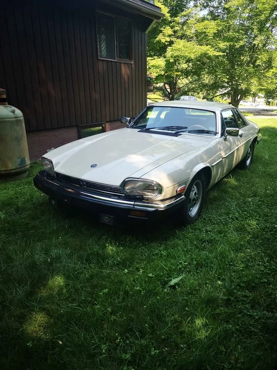 1985 Jaguar XE - Image 2 of 5