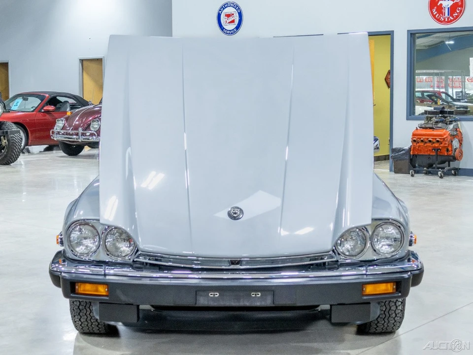 1985 Jaguar XJ Series 3 - Image 10 of 21