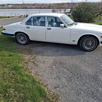 1985 Jaguar XJ