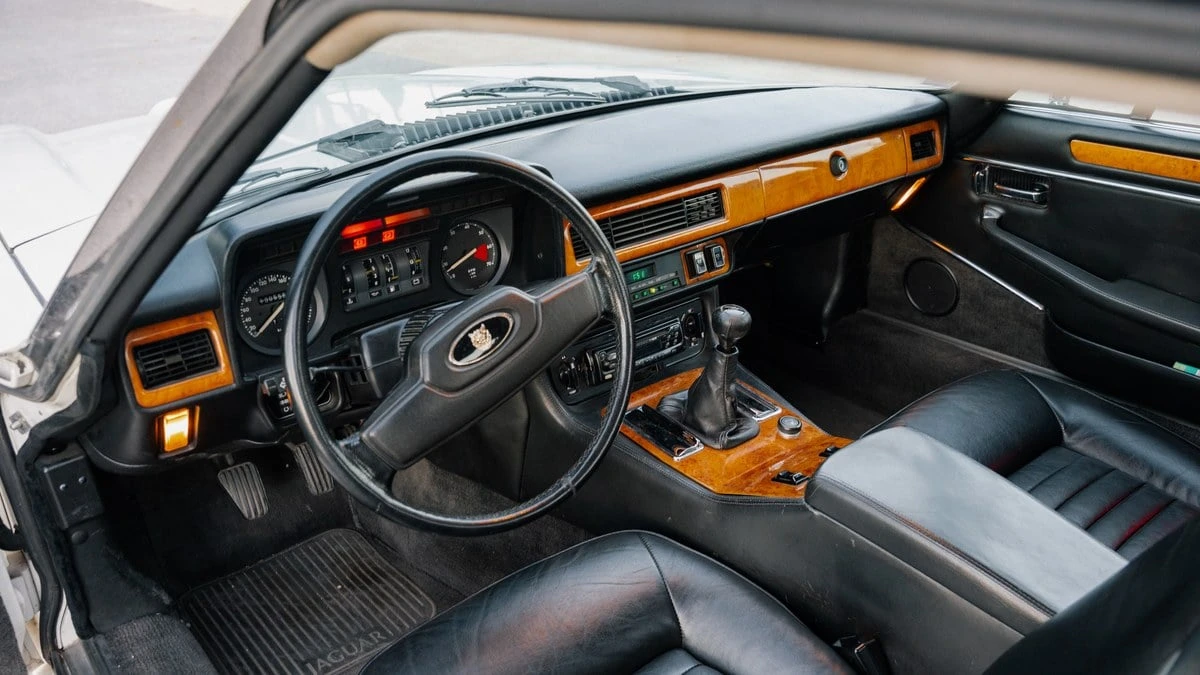 1985 Jaguar XJS - Image 29 of 31