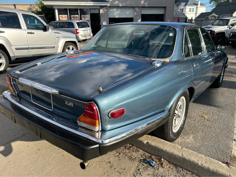 1985 Jaguar XJ Series 3 - Image 3 of 8