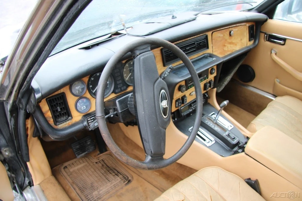 1985 Jaguar XJ Series 3 - Image 14 of 21