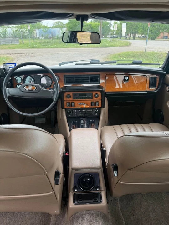 1985 Jaguar XJ Series 3 - Image 9 of 10