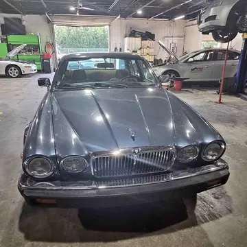 1985 Jaguar XJ XJ6 Sedan 4D