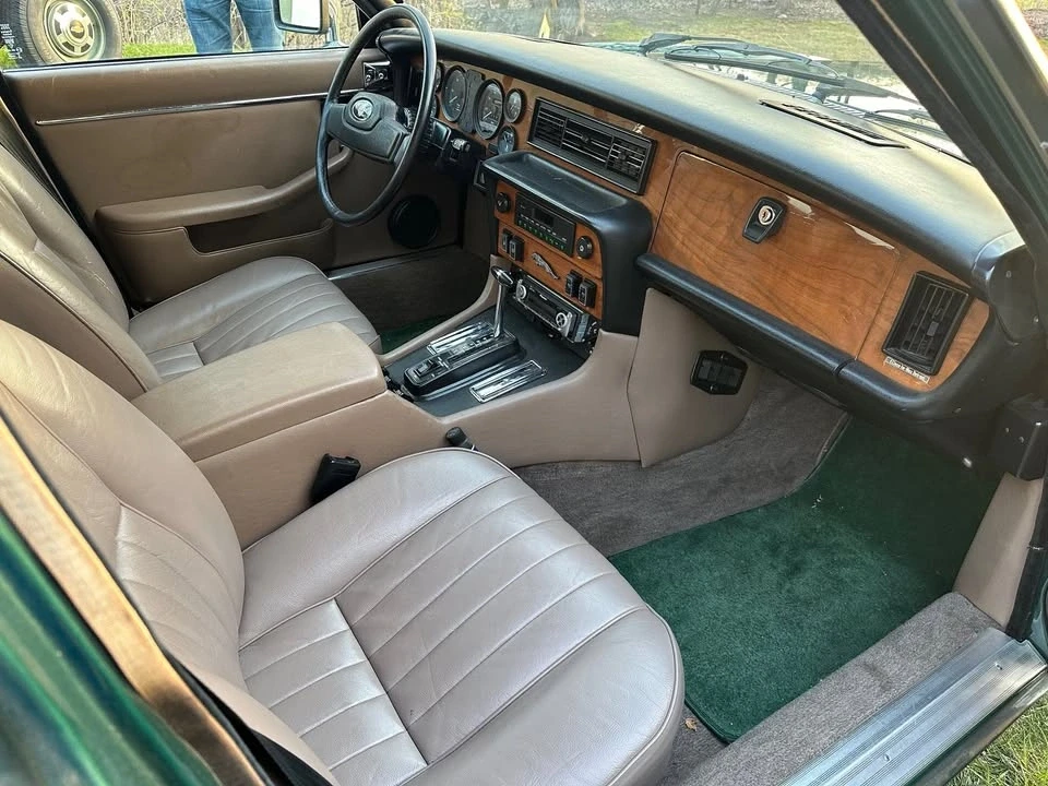 1985 Jaguar XJ Series 3 - Image 7 of 10
