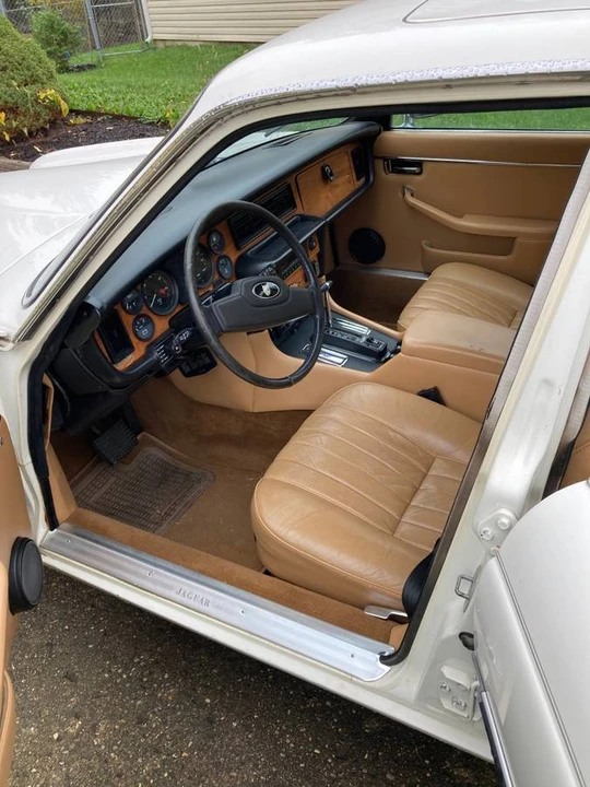 1985 Jaguar XJ Series 3 - Image 8 of 21