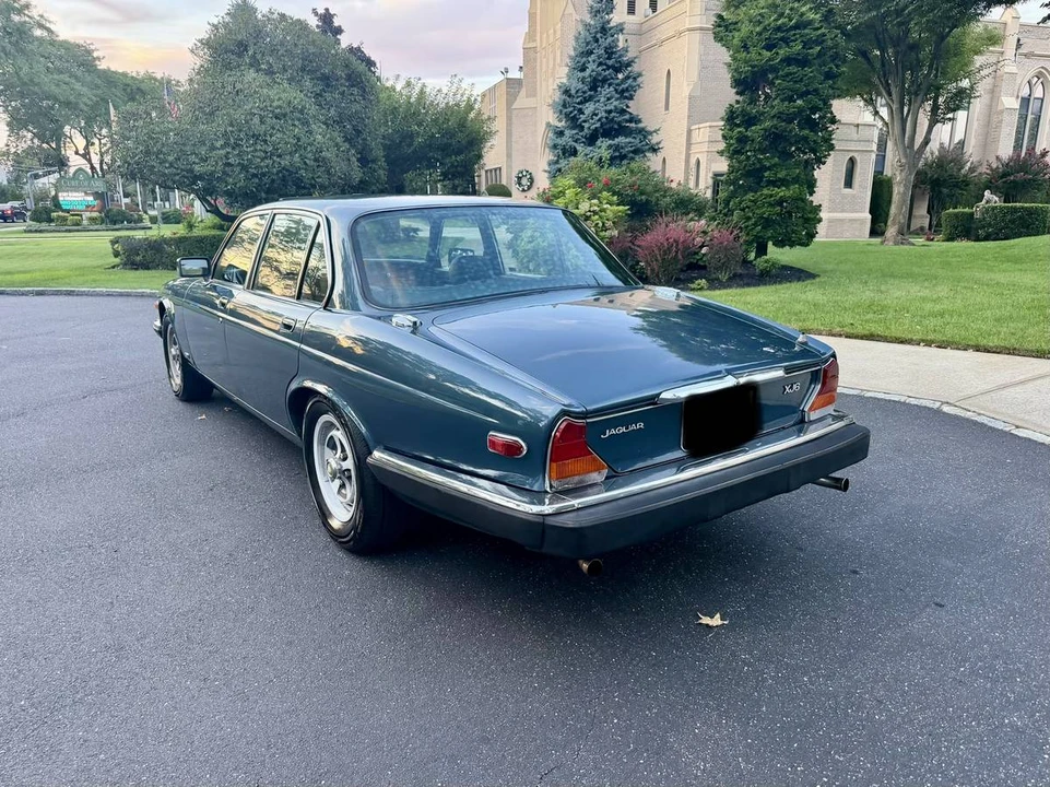 1985 Jaguar XJ Series 3 - Image 3 of 24
