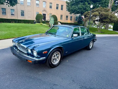 1985 Jaguar XJ6