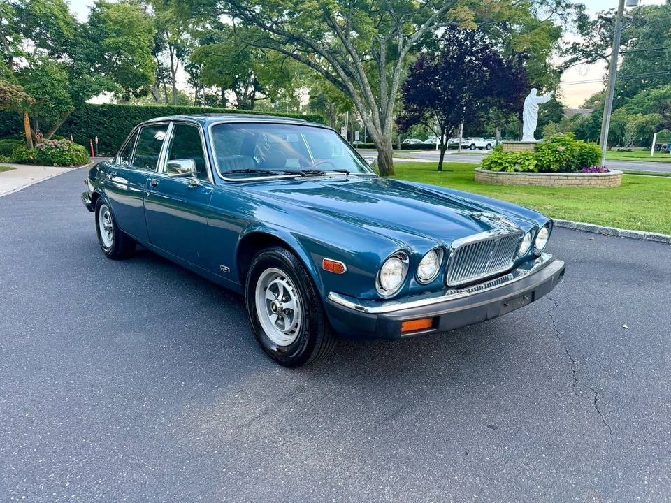 1985 Jaguar XJ Series 3 - Image 7 of 24