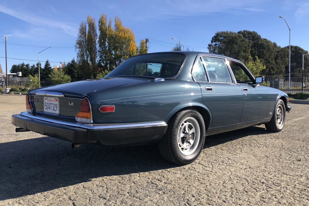 1985 Jaguar XJ Series 3 - Image 6 of 31