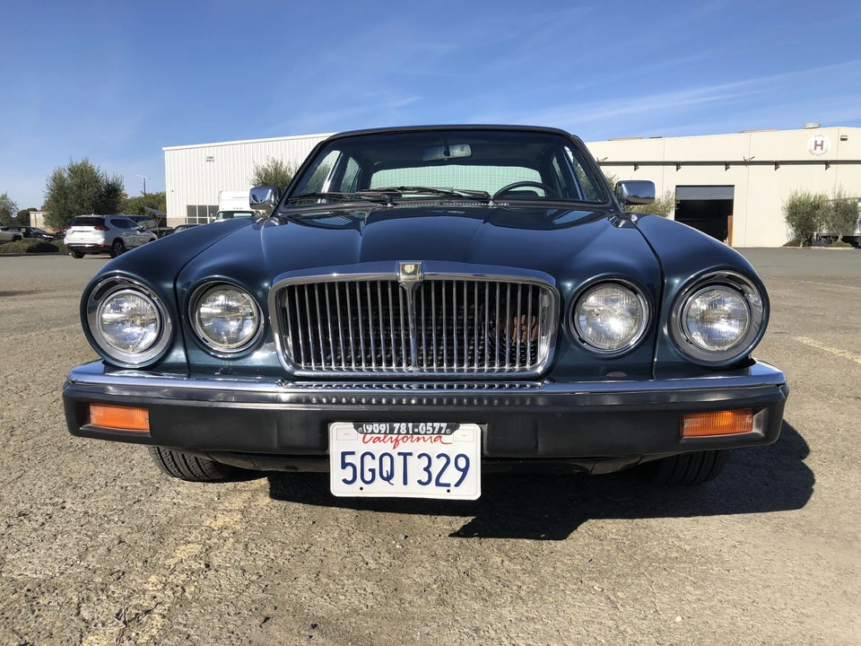 1985 Jaguar XJ Series 3 - Image 2 of 31