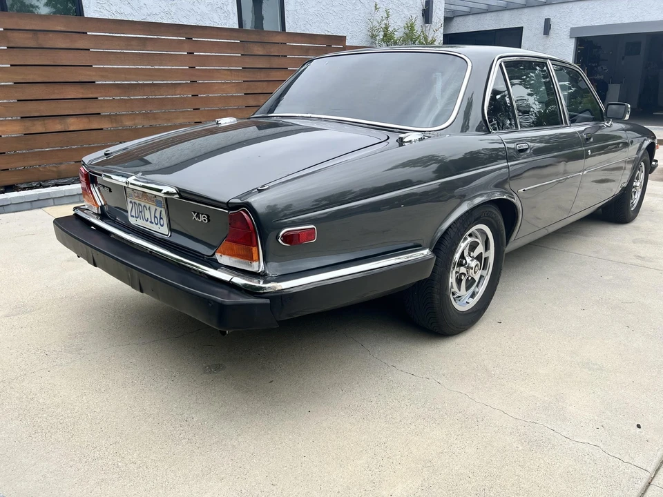 1985 Jaguar XJ Series 3 - Image 12 of 31