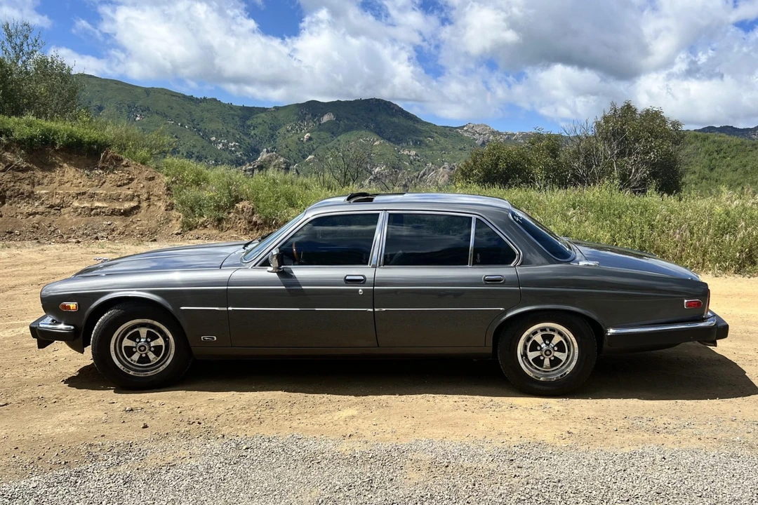 1985 Jaguar XJ Series 3 - Image 7 of 31