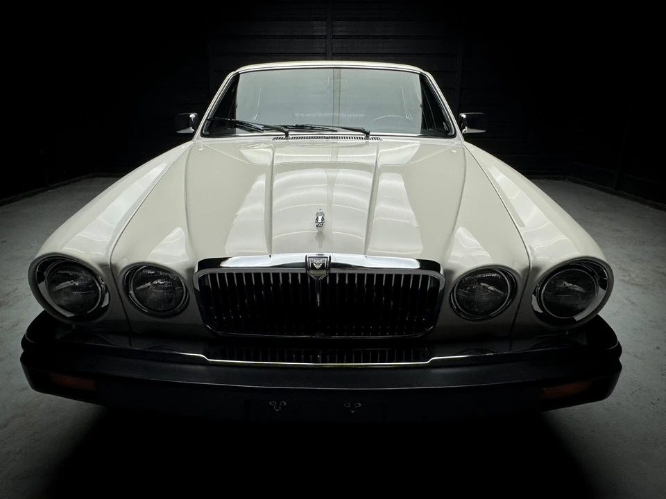 1985 Jaguar XJ Series 3 - Image 7 of 31