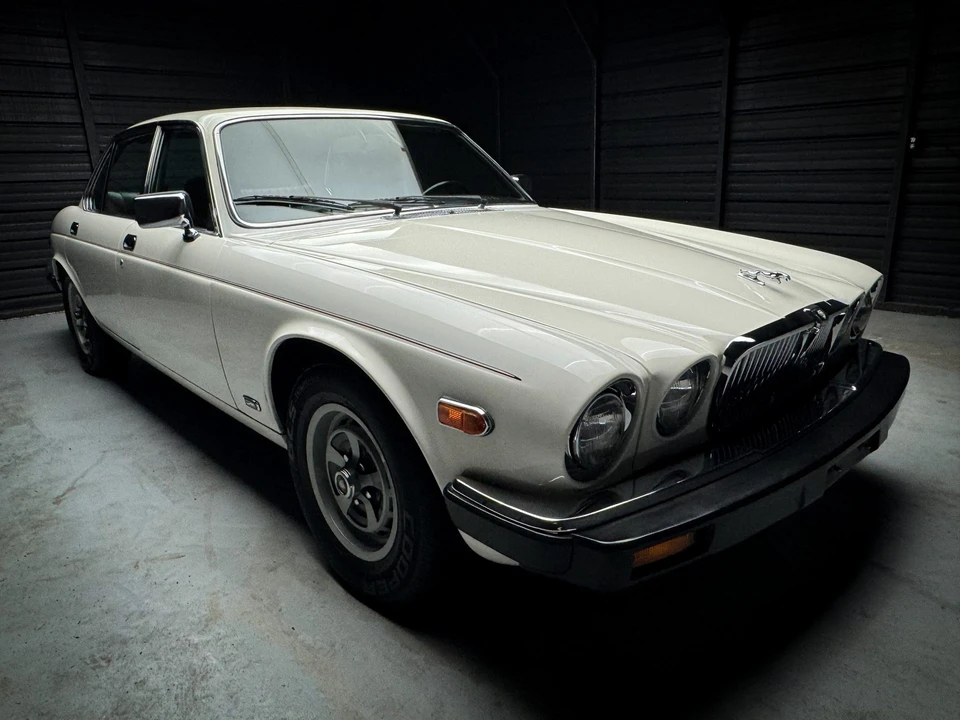 1985 Jaguar XJ Series 3 - Image 5 of 31