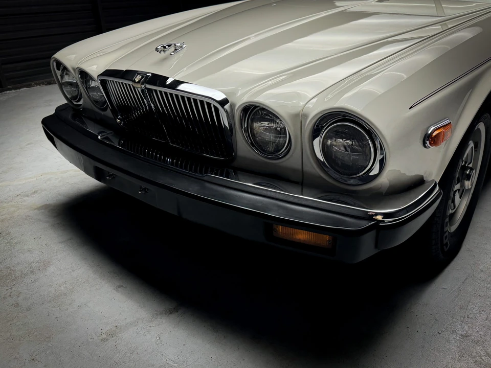 1985 Jaguar XJ Series 3 - Image 26 of 31