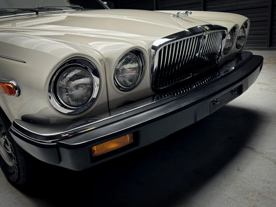 1985 Jaguar XJ Series 3 - Image 21 of 31