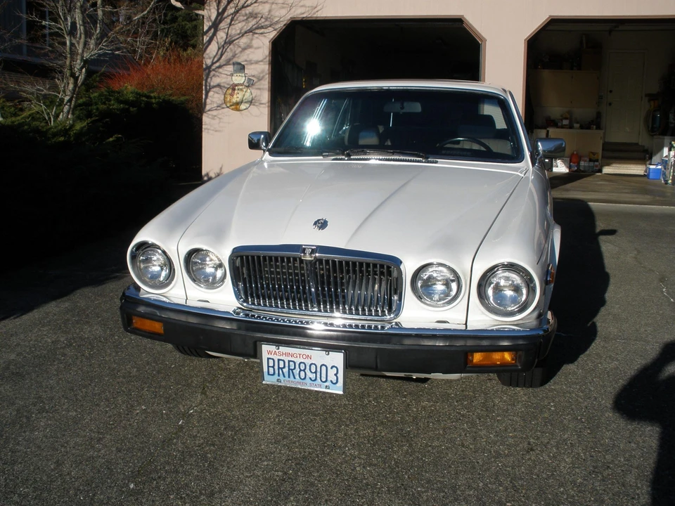 1985 Jaguar XJ Series 3 - Image 15 of 31