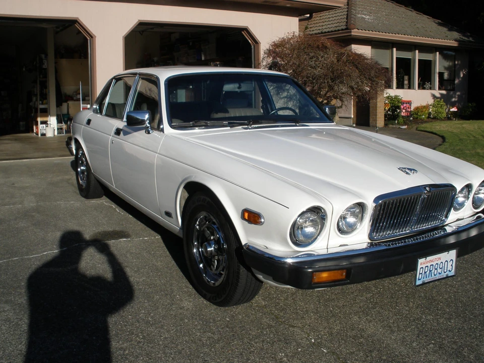 1985 Jaguar XJ Series 3 - Image 12 of 31