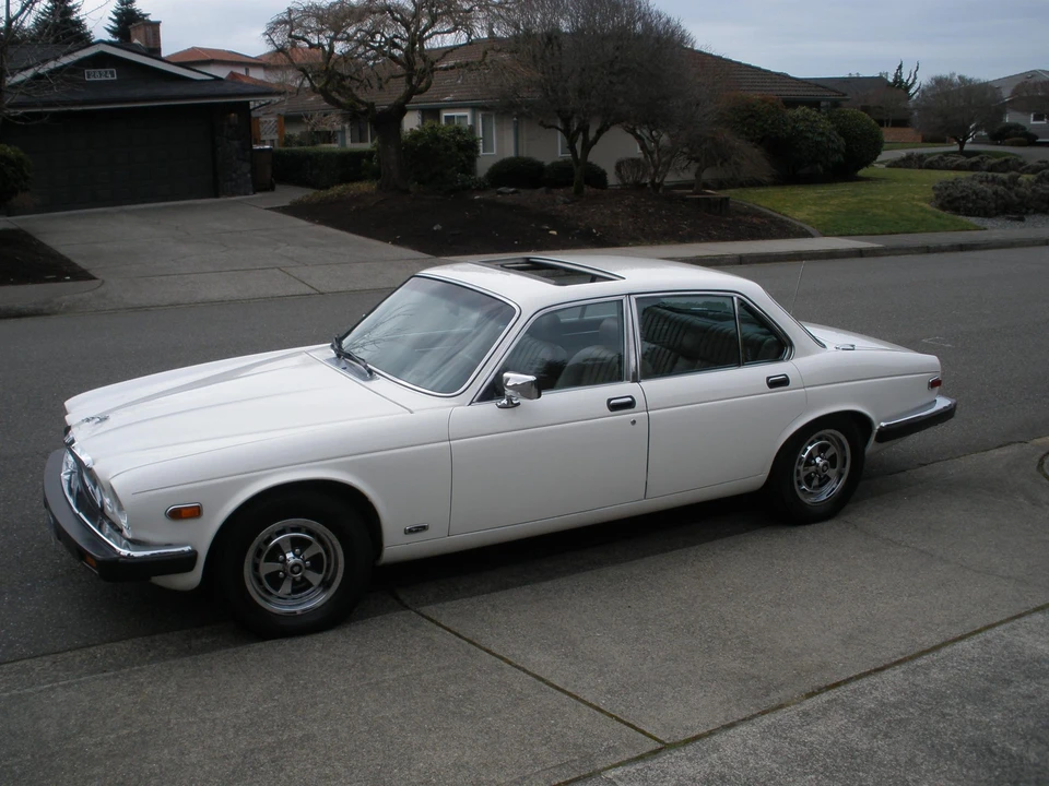 1985 Jaguar XJ Series 3 - Image 4 of 31