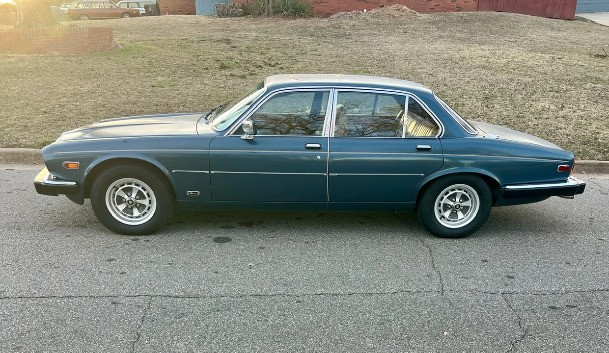 1985 Jaguar XJ Series 3 - Image 4 of 31
