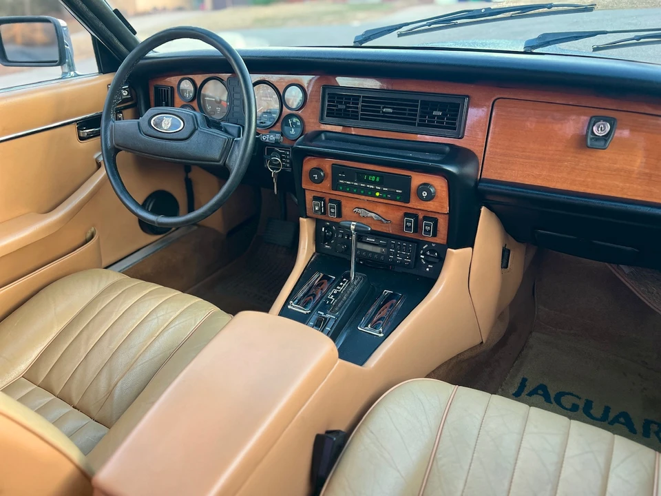 1985 Jaguar XJ Series 3 - Image 23 of 31